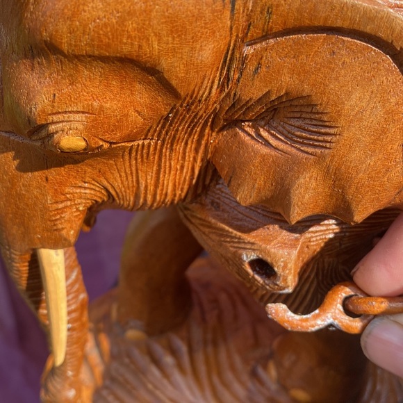 🤗380-You Are Tenacious ❤️ Vintage Handcrafted Thai Elephant - Picture 6 of 12